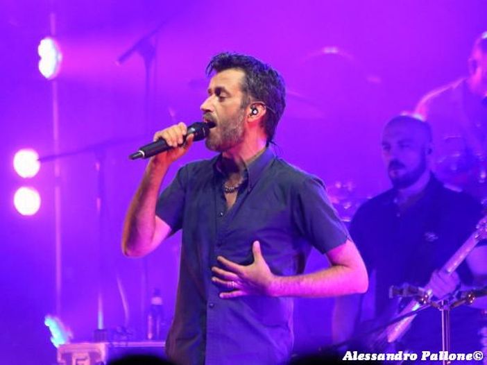 Daniele Silvestri - la recensione di &quot;La terra sotto i piedi&quot;
