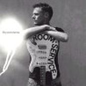 Bryan Adams - ROOM SERVICE