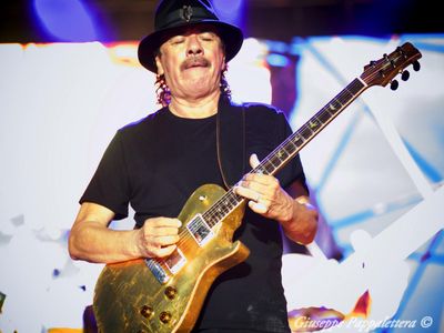 Santana premiato come artista dell&apos;anno