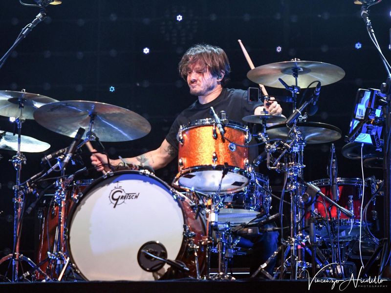 6 dicembre 2023 - PalaAlpitour - Torino - Tommaso Paradiso in concerto 6 dicembre 2023 - PalaAlpitour - Torino - Tommaso Paradiso in concerto