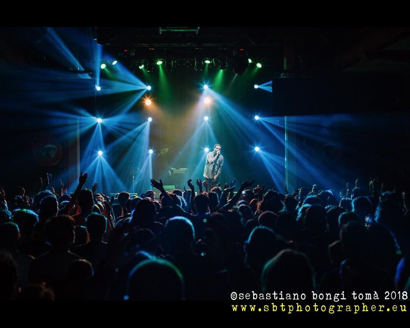 27 gennaio 2018 - The Cage Theatre - Livorno - Frah Quintale in concerto