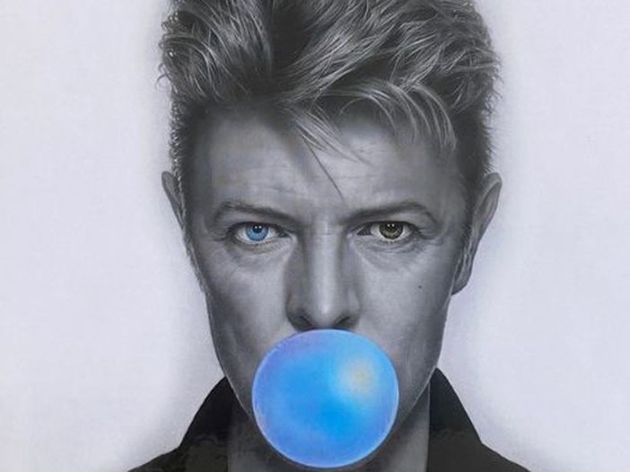 David Bowie: quel bacio clandestino che ha ispirato &ldquo;Heroes&rdquo;