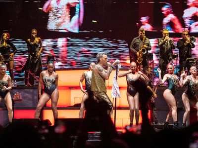 Robbie Williams chiama, Adele risponde: registreranno una canzone insieme