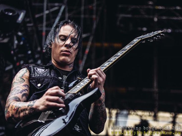 Queensryche (con Geoff Tate): ascolta il novo singolo &apos;Cold&apos;
