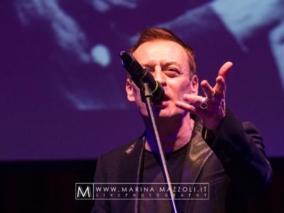 Oggi in breve: Luigi Tenco, MTV, Universal/EMI, Omar Pedrini