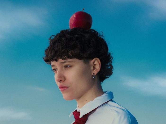 “Pas Facile”: il debutto di Soap tra due culture “Pas Facile”: il debutto di Soap tra due culture