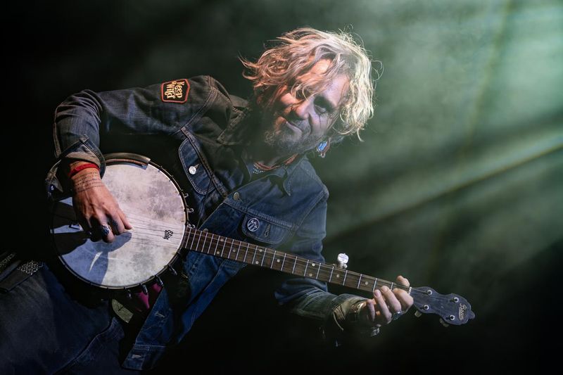 18 novembre 2025 - Estragon - Bologna - John Butler in concerto