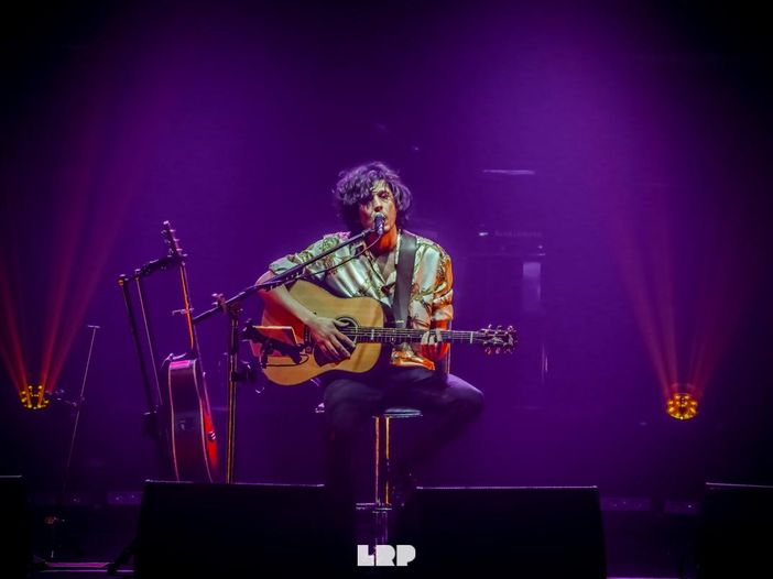 Ermal Meta, esce a gennaio il DVD live con inediti &#039;Non abbiamo armi - Il concerto&#039;