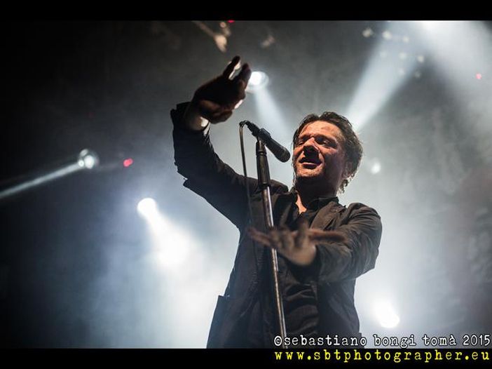 Il Teatro degli Orrori: il disincanto &ldquo;Dell&rsquo;impero delle tenebre&rdquo;