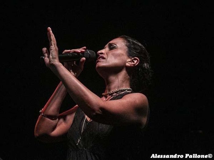 Noa, Nabil Salameh e Nicola Piovani cantano per la pace