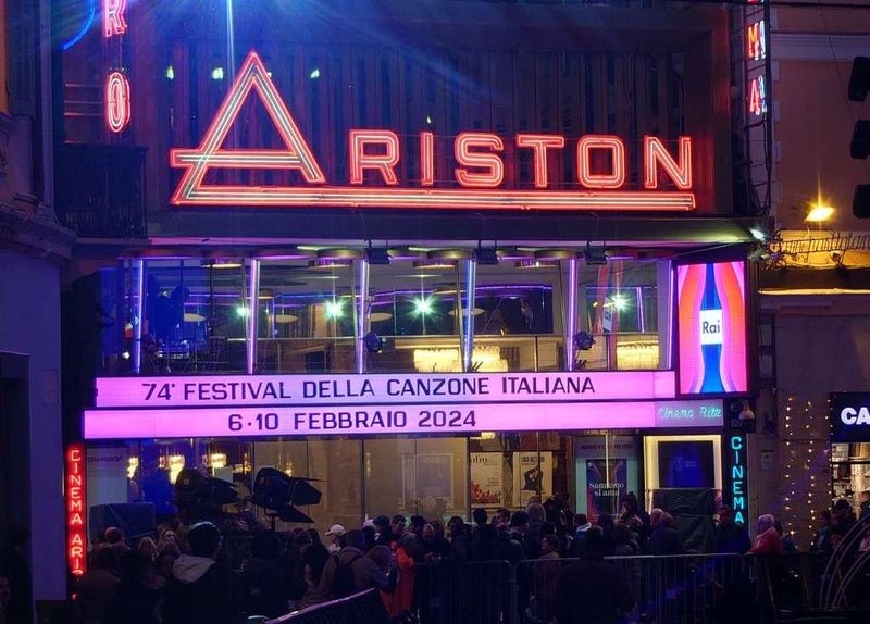 Sanremo 2026, i big da 26 a 28? Nicola Savino al DopoFestival