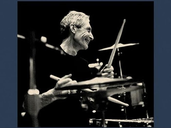 Quella volta che Charlie Watts prese a pugni Mick Jagger Quella volta che Charlie Watts prese a pugni Mick Jagger