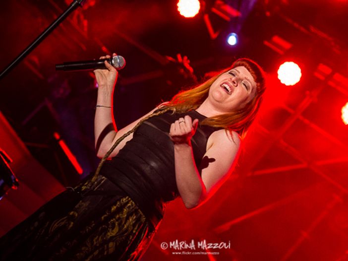 Noemi, incidente sexy sul palco di Sanremo 2018 - FOTO