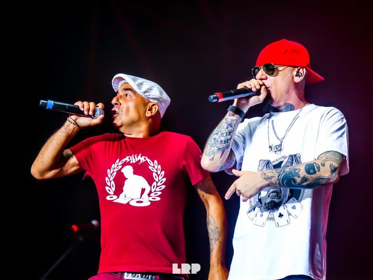 J-Ax su Twitter: &apos;Berlusconi mi ha copiato, lo denuncio&apos;