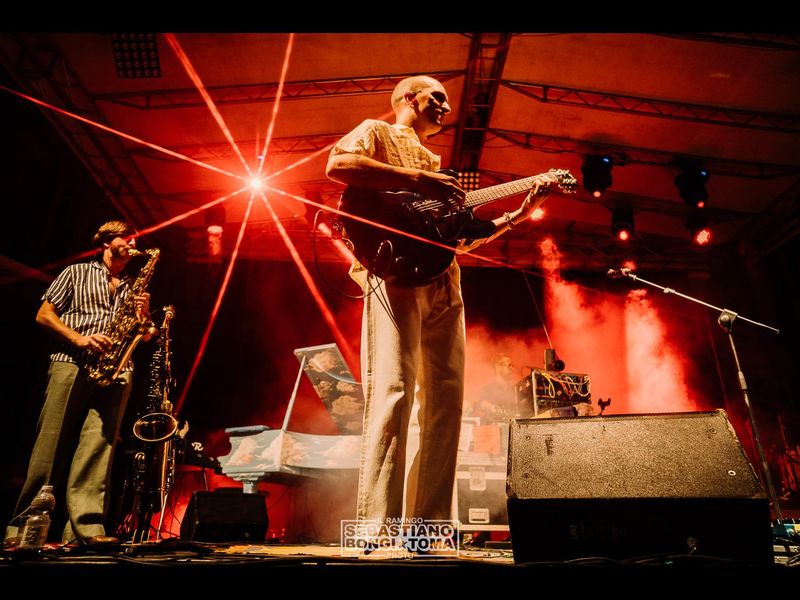 20 luglio 2021 - Moonland - Piazza Matteotti - Sarzana (Sp) - Venerus in concerto