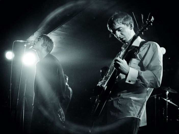 La canzone con cui gli Oasis celebrano il mondo ultrà La canzone con cui gli Oasis celebrano il mondo ultrà