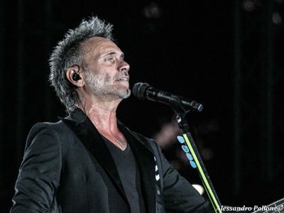 Music Control: (quasi) tutto come prima, Nek ancora in testa
