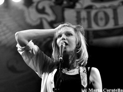 Hole o non Hole? Battibecco tra Courtney Love ed Eric Erlandson