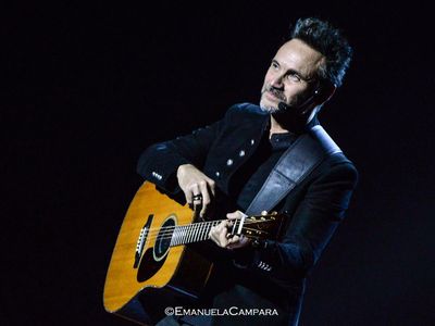 Nek, tour annullato per un edema alla corde vocali