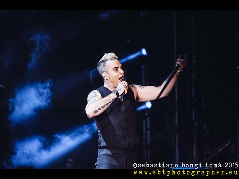 23 luglio 2015 - Lucca Summer Festival - Piazza Napoleone - Lucca - Robbie Williams in concerto