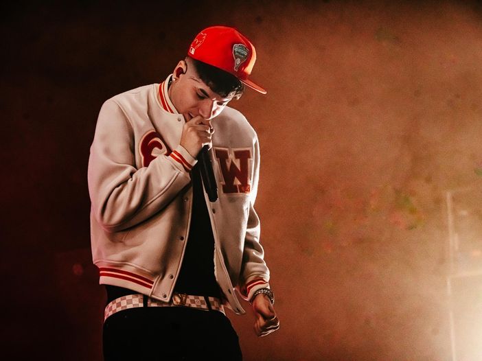 Chi &egrave; Shiva, il rapper di &#039;Auto blu&#039;