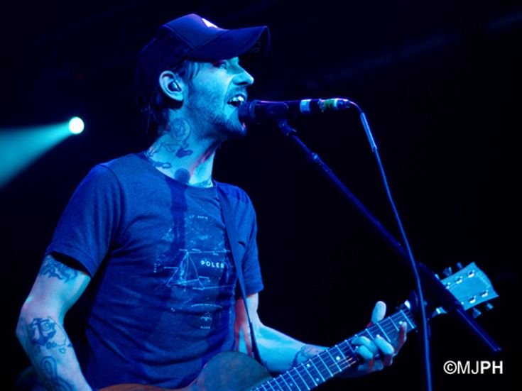 Cancellato il Railroad Revival Tour con Band of Horses, Willie Nelson e altri