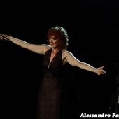 11 maggio 2012 - PalaBrescia - Brescia - Fiorella Mannoia in concerto 11 maggio 2012 - PalaBrescia - Brescia - Fiorella Mannoia in concerto