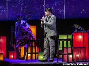 X Factor 2010, Giudica i giudici: Elio (I puntata)