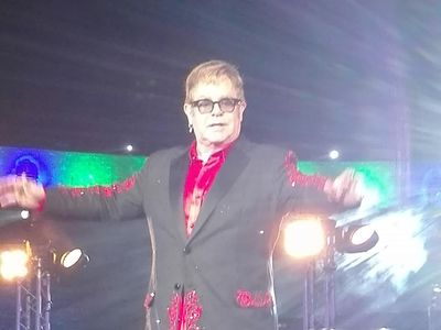 Elton John vuole Robert Downey Jr per il film sulla sua vita