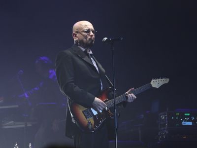  Concerti, Enrico Ruggeri porta 'La ruota' al Teatro Manzoni
