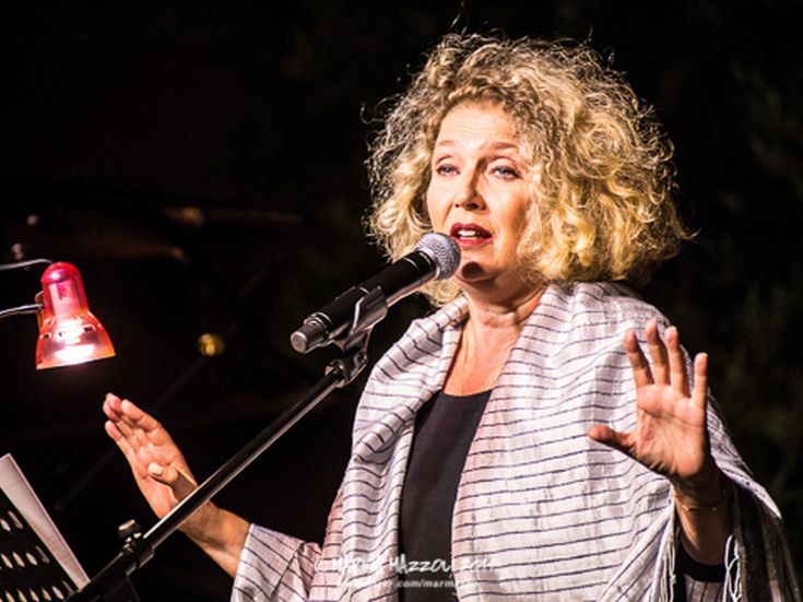 Rossana Casale: &apos;Ci sono Rota, Fellini e De André nel mio Circo Immaginario&apos;