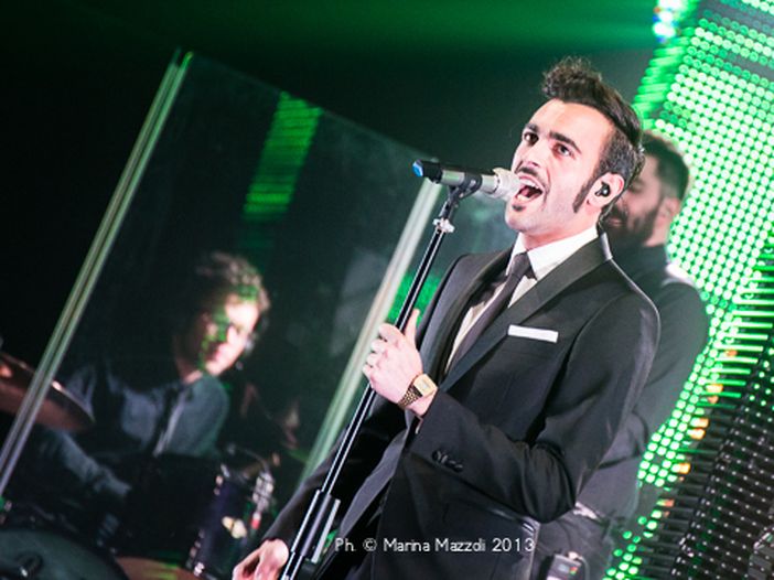 Marco Mengoni prepara un &#039;progetto in due tempi&#039;: a gennaio il nuovo album