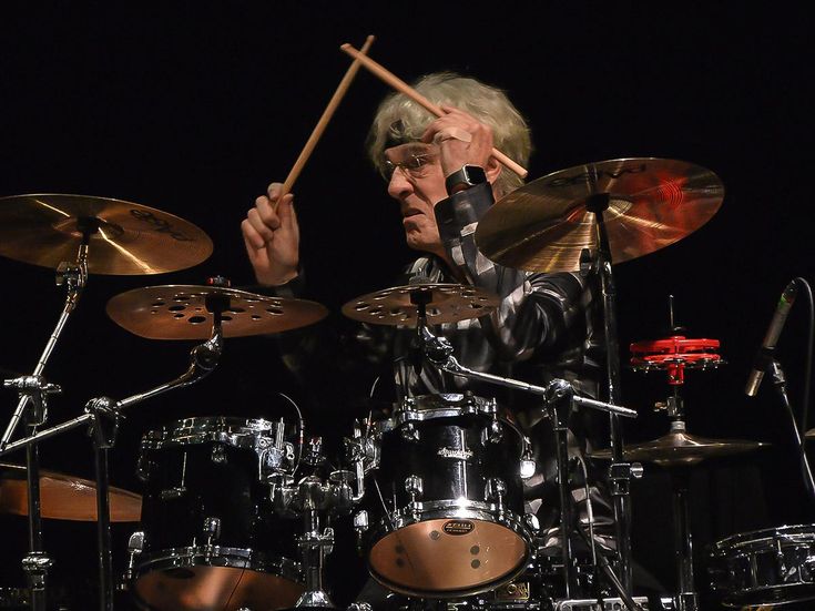 Stewart Copeland porta in tribunale i nuovi Doors