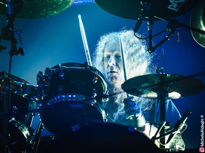 Nuova etichetta per King Diamond Nuova etichetta per King Diamond