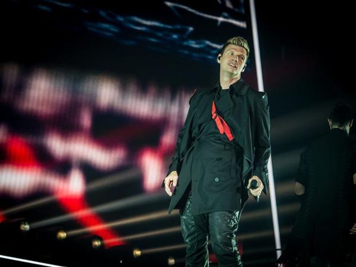 Backstreet Boys: A.J. diventa Johnny Suede
