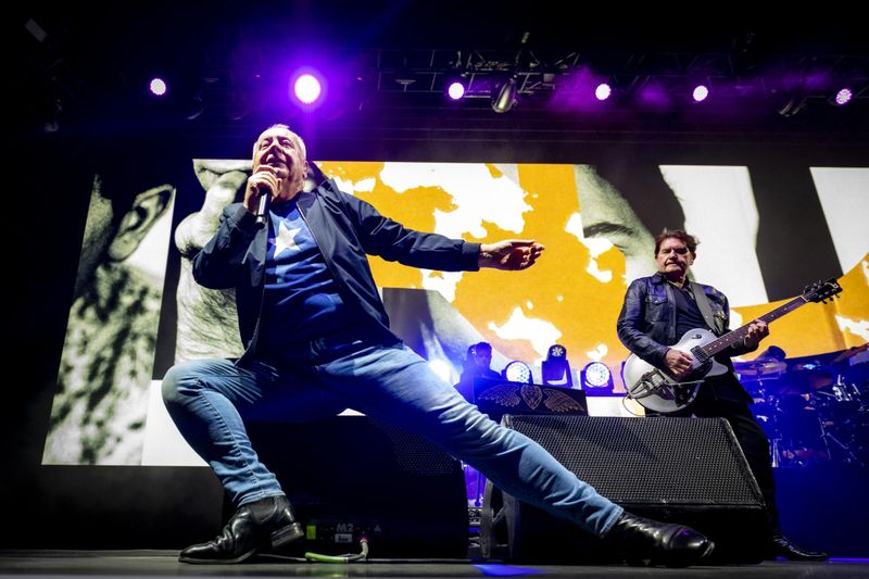 24 luglio 2025 - Lucca Summer Festival - Piazza Napoleone - Lucca - Simple Minds in concerto 24 luglio 2025 - Lucca Summer Festival - Piazza Napoleone - Lucca - Simple Minds in concerto