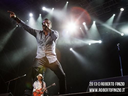 Anche Santana entra a far parte delle star di Guitar Hero