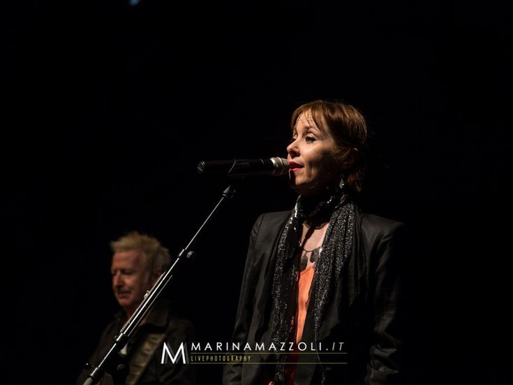 Suzanne Vega
