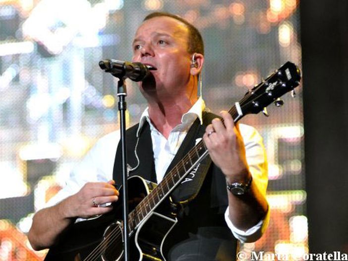 Gigi D'Alessio porta a Sanremo "La prima Stella" Gigi D'Alessio porta a Sanremo "La prima Stella"
