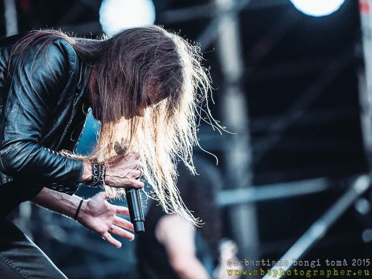 Geoff Tate esce dai Queensryche