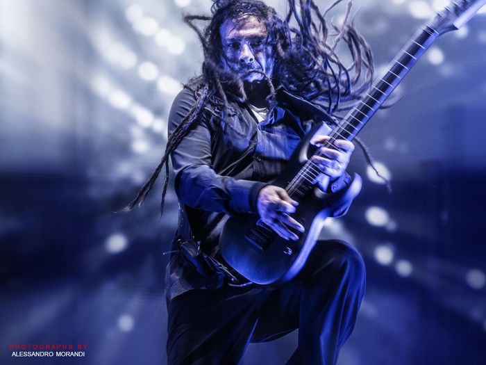 https://images.rockol.it/Xc-Ix1t0Zmqqk6wZg9EaHyWhaoo=/700x0/smart/rockol-img/img/foto/upload/6-korn.jpg