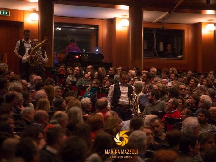 Goran Bregovic, polemiche per l'inno dei mondiali di sci in Val di Fiemme Goran Bregovic, polemiche per l'inno dei mondiali di sci in Val di Fiemme