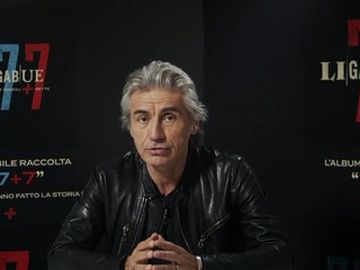 Ligabue - Racconta 30 anni di carriera