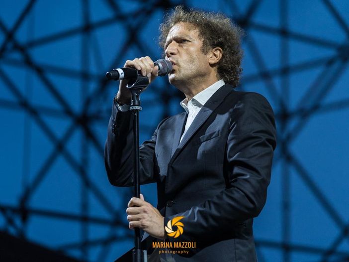 Tricarico: il video del nuovo singolo "Stagioni" - GUARDA Tricarico: il video del nuovo singolo "Stagioni" - GUARDA