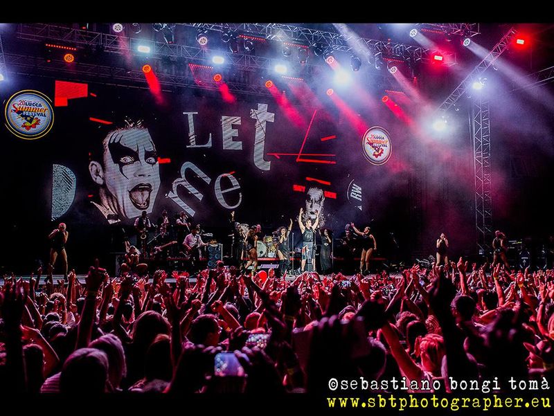 15 luglio 2017 - Lucca Summer Festival - Piazza Napoleone - Lucca - Robbie Williams in concerto