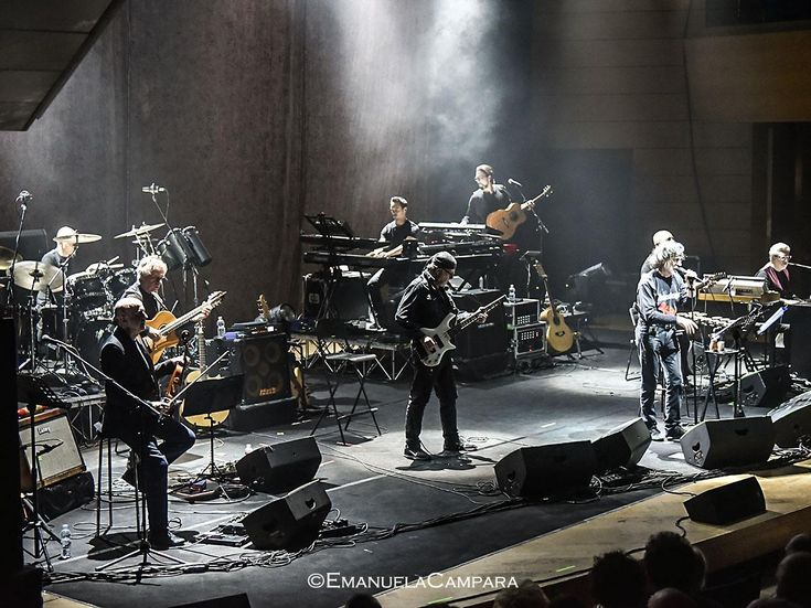 PFM: 'A questo Dracula abbiamo dato il nostro sangue'