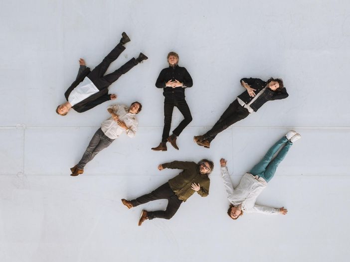 Wilco, dal vivo una cover di 'Get lucky' dei Daft Punk: il video Wilco, dal vivo una cover di 'Get lucky' dei Daft Punk: il video