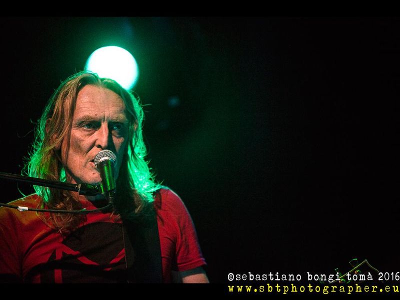 16 aprile 2016 - The Cage Theatre - Livorno - Giorgio Canali e Rossofuoco in concerto 16 aprile 2016 - The Cage Theatre - Livorno - Giorgio Canali e Rossofuoco in concerto