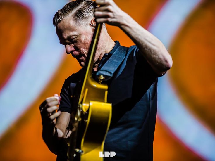 Bryan Adams