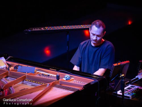 Boosta (Subsonica) firma per Warner Chappell